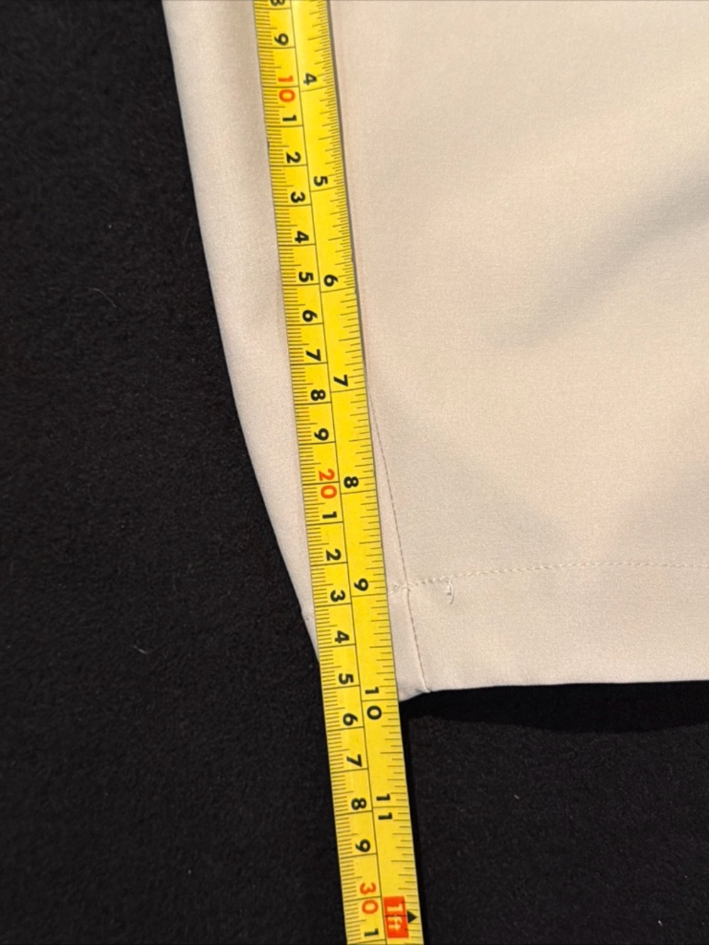 Greg Norman Microlux Play‎ Dry Beige Mens Size 40 Shorts - Picture 4 of 6